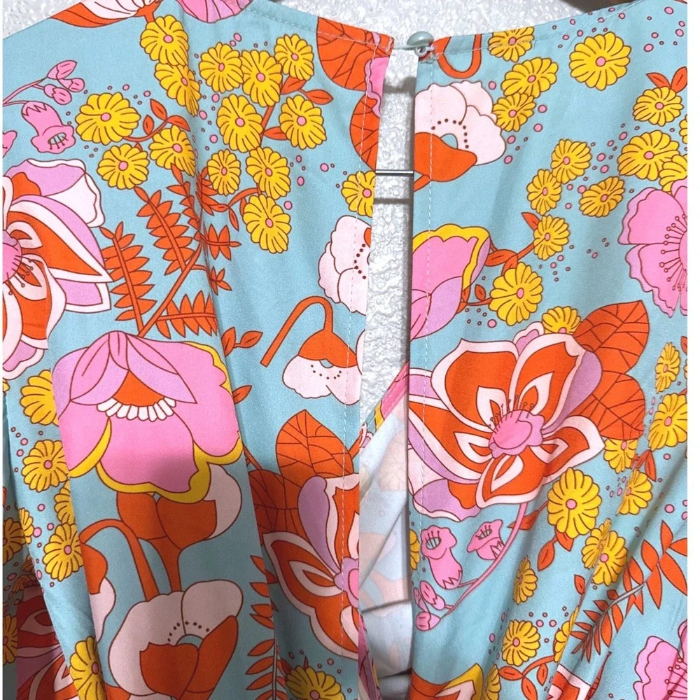 Retro Floral V-Neck‎ Romper Small Blue Orange Pink 70s Style Flutter Sleeves Tie